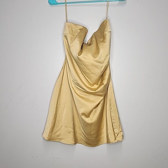 NWT New wayf the edit by emma rose dress Halter A Line Gold Dress Mini - Picture 5 of 10